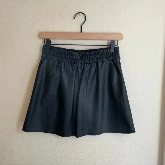BCBGMaxAzria Dresses & Skirts - BCBGMAXAZRIA Leather Skirt